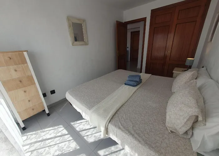 alquilaencanarias El Medano, beach Cabezo, sea views!