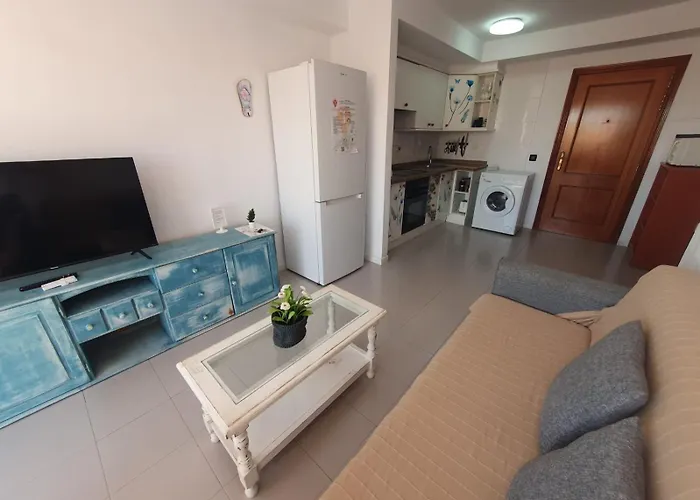 alquilaencanarias El Medano, beach Cabezo, sea views!