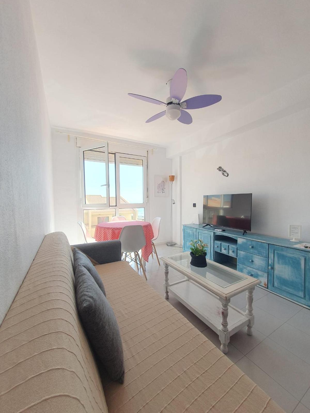 Apartment Alquilaencanarias-medano, Cabezo Beach, Sea Views!
